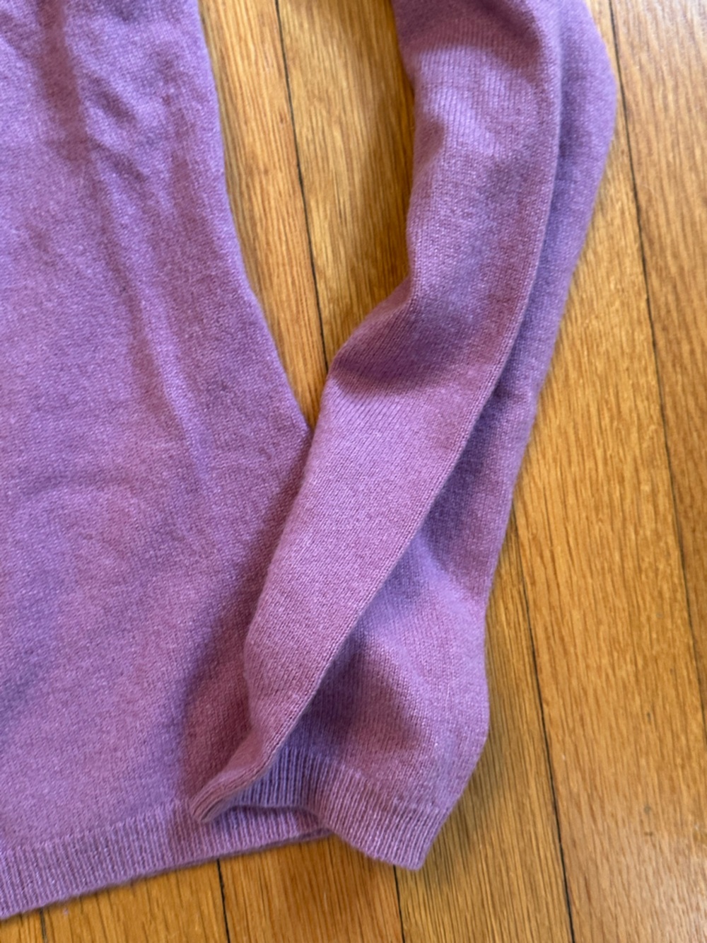 Autumn Cashmere fine knit cashmere orchid Purple Crewneck Sweater classic - Picture 6 of 8